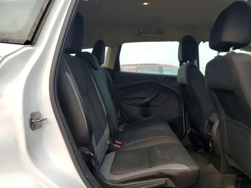 2016 FORD ESCAPE S  