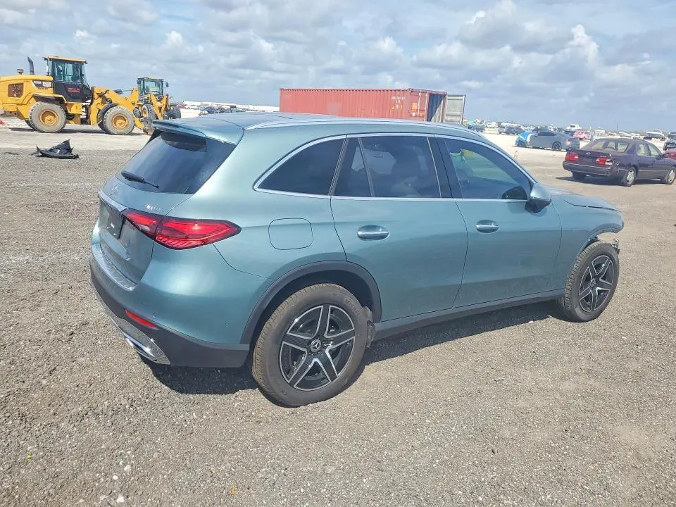 2026 MERCEDES-BENZ GLC 300 4MATIC  
