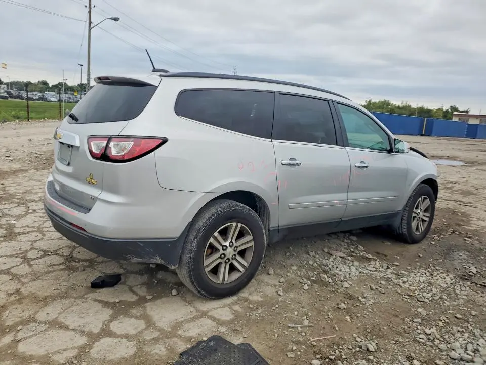 2017 CHEVROLET TRAVERSE LT  