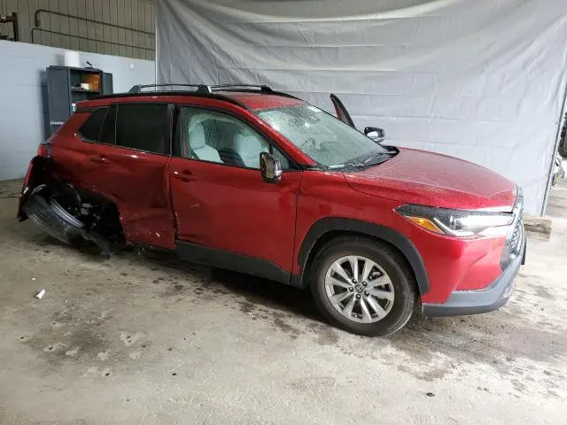 2025 TOYOTA COROLLA CROSS LE  