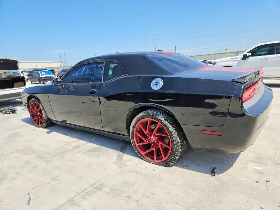 2012 DODGE CHALLENGER SXT  