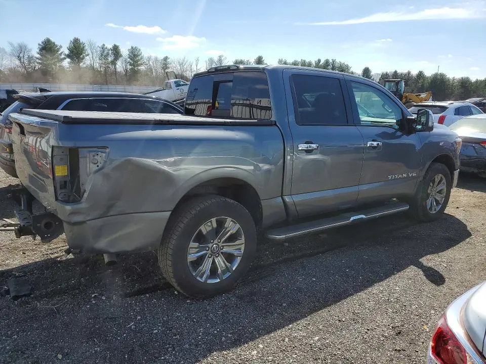 2018 NISSAN TITAN SL  