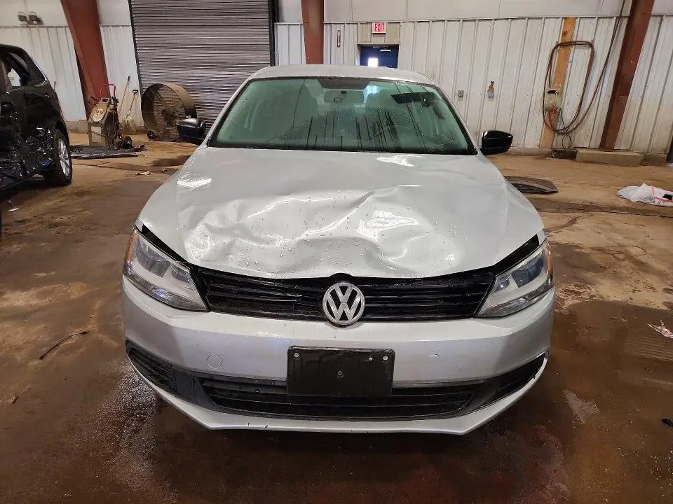 2012 VOLKSWAGEN JETTA BASE  
