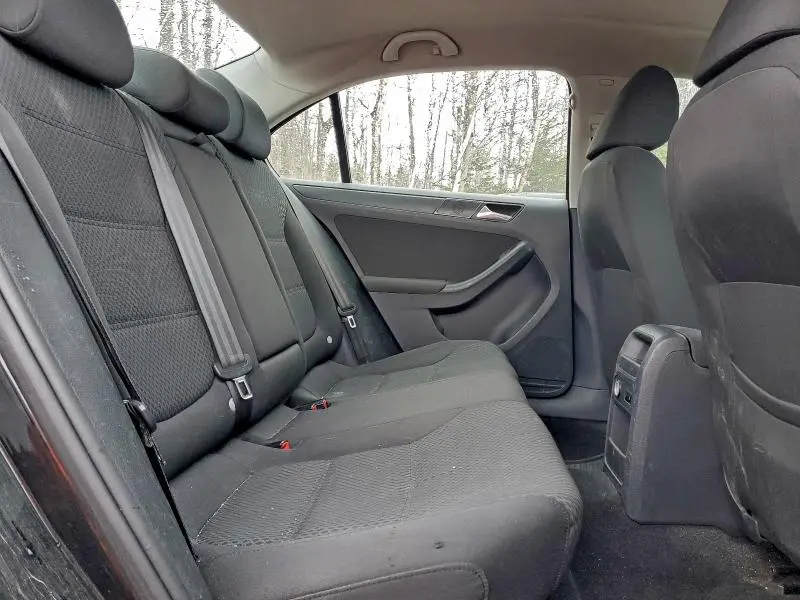 2012 VOLKSWAGEN JETTA   