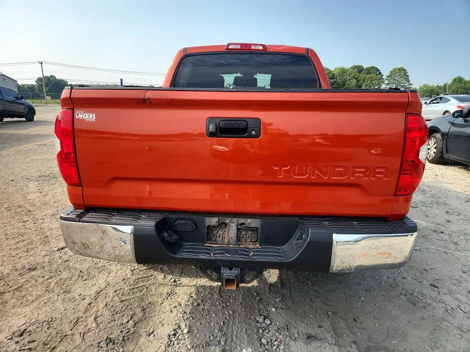 2016 TOYOTA TUNDRA SR5  
