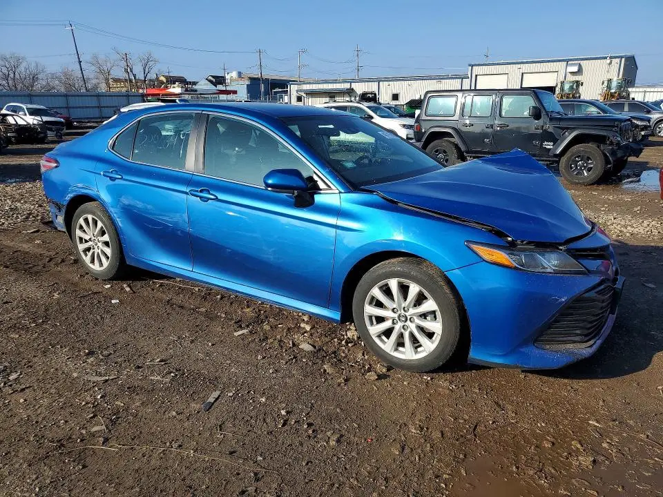 2020 TOYOTA CAMRY LE  