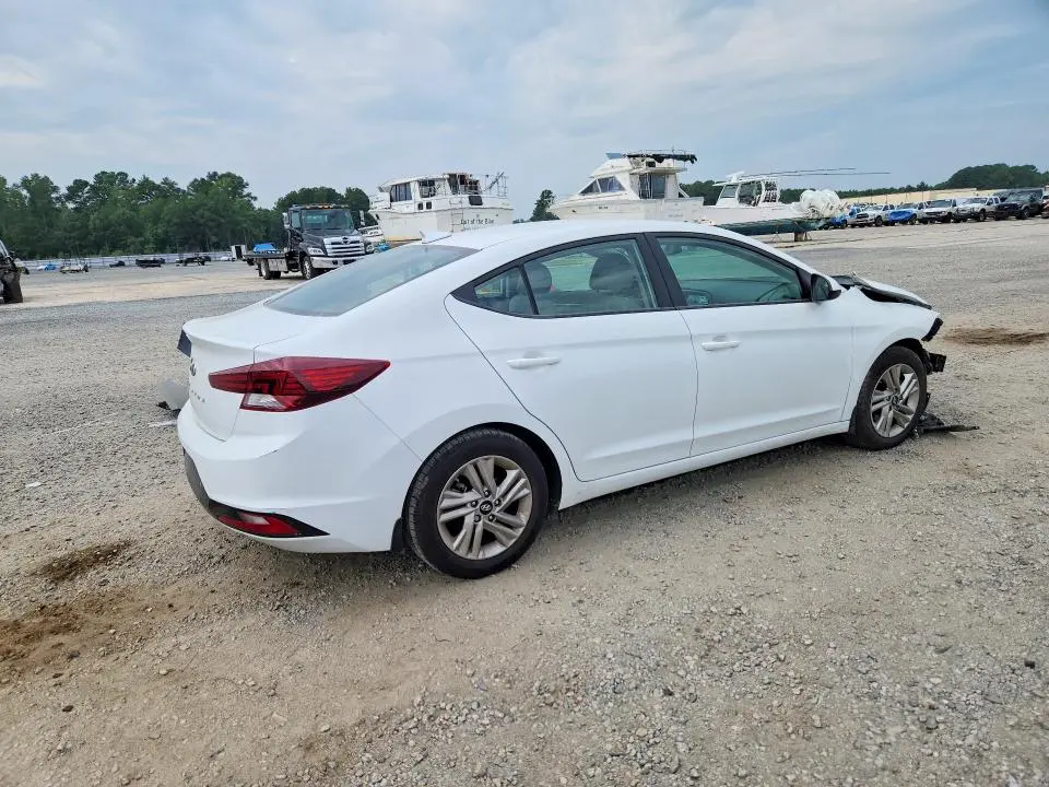 2019 HYUNDAI ELANTRA SEL  