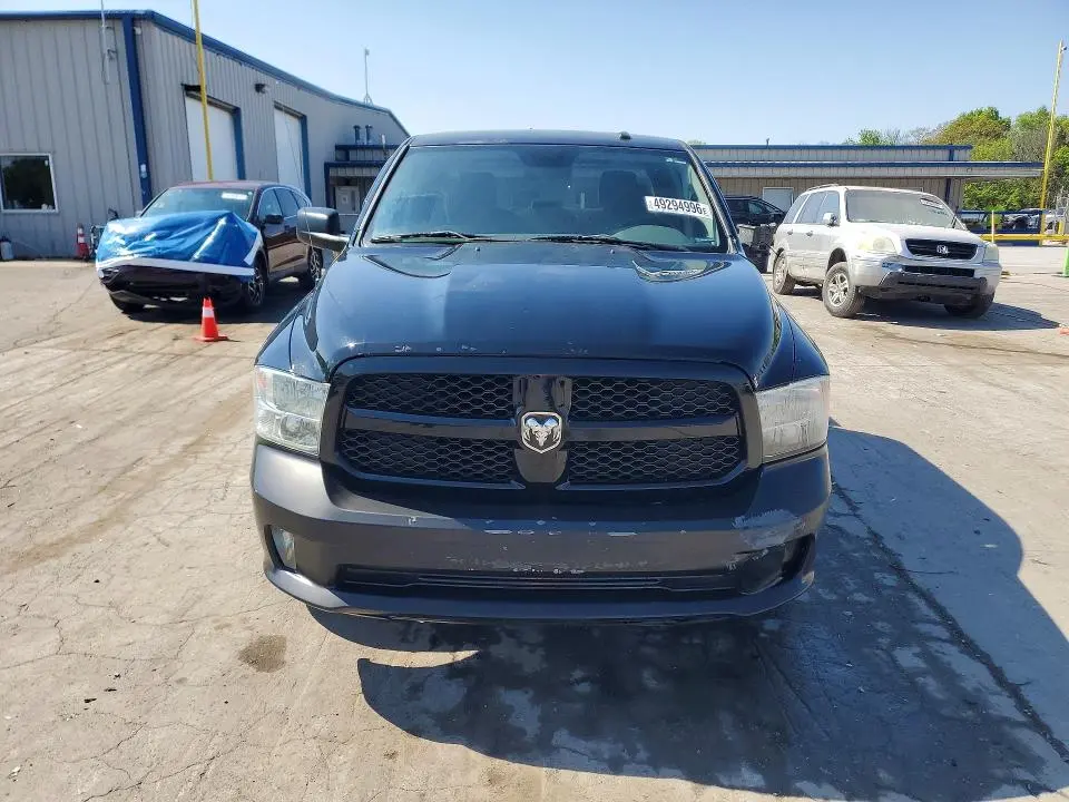 2014 RAM 1500 ST  
