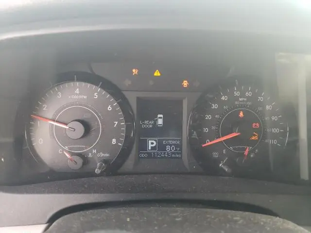 2015 TOYOTA SIENNA LE