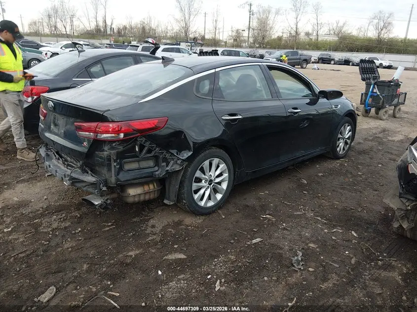 2018 KIA OPTIMA S