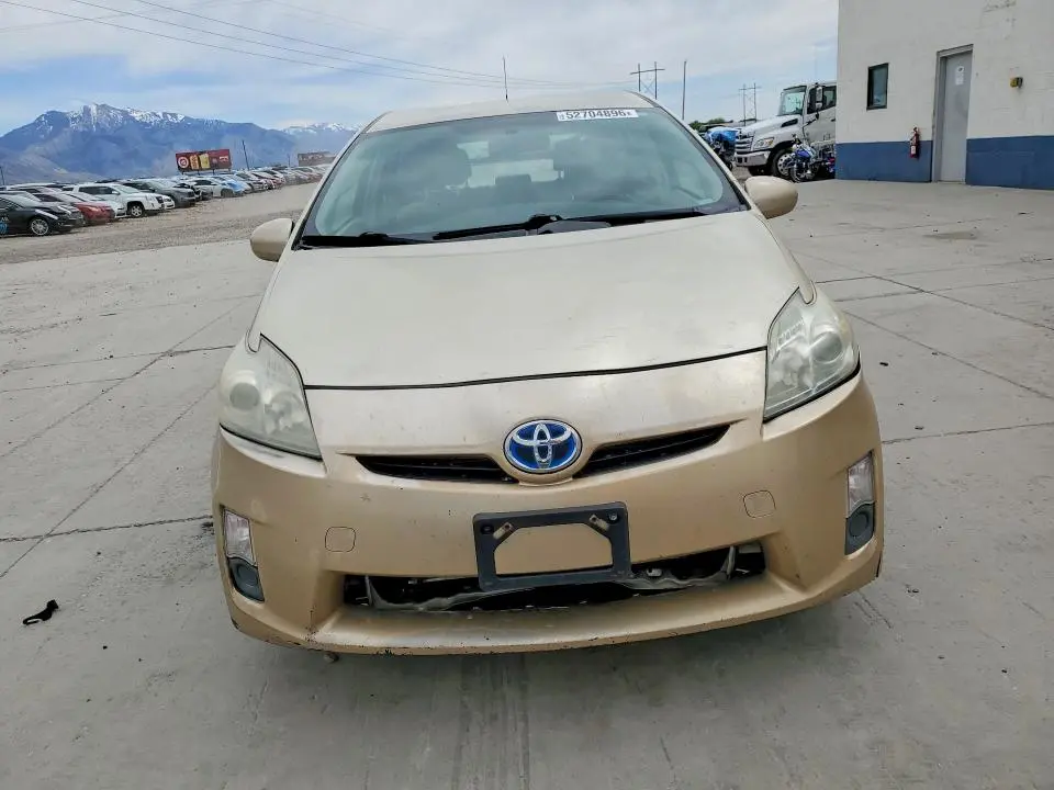 2011 TOYOTA PRIUS TWO  