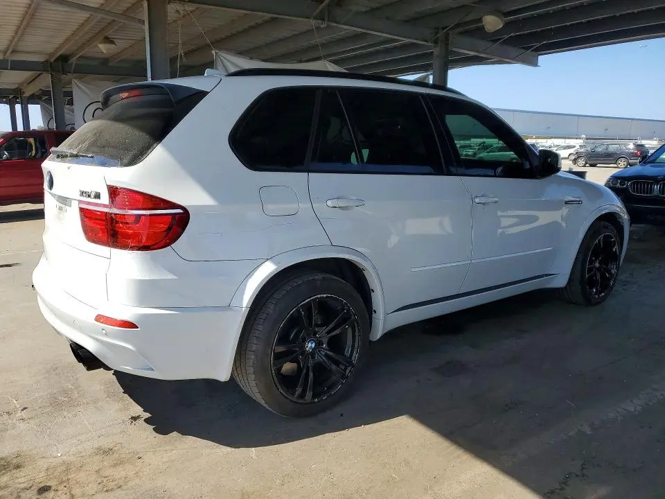 2011 BMW X5 M  
