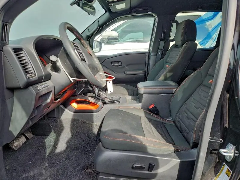 2024 NISSAN FRONTIER S  