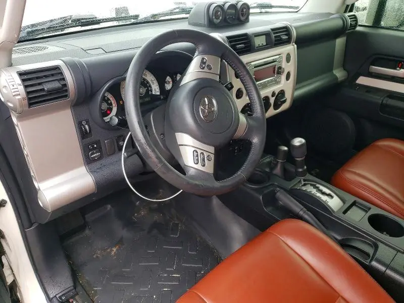 2014 TOYOTA FJ CRUISER BASE  
