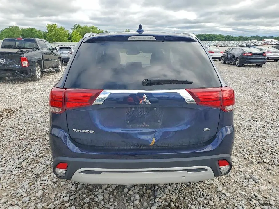 2020 MITSUBISHI OUTLANDER SE  
