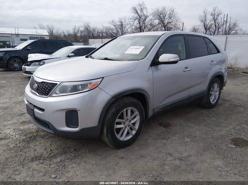 2015 KIA SORENTO LX