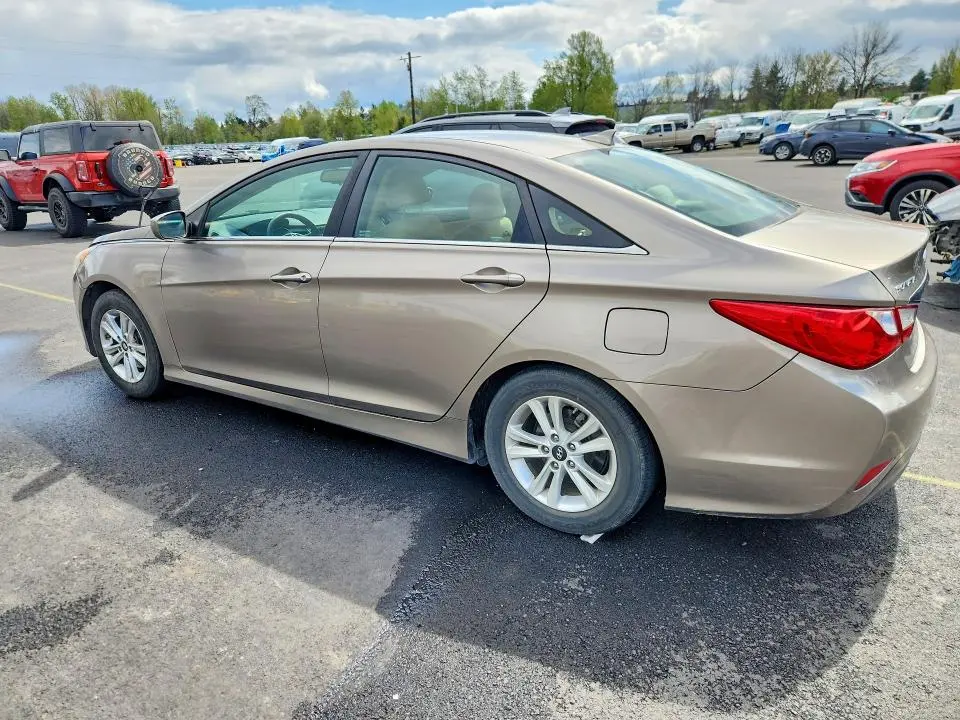 2014 HYUNDAI SONATA GLS  