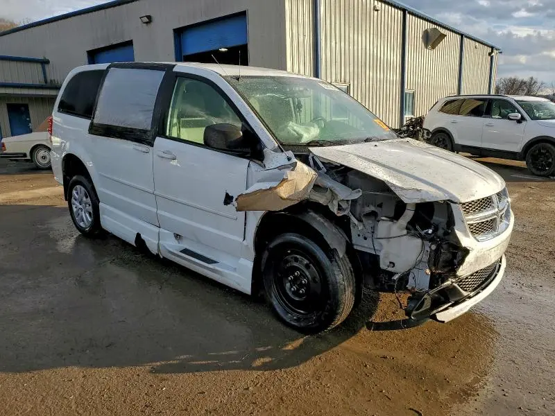 2015 DODGE GRAND CARAVAN SE  