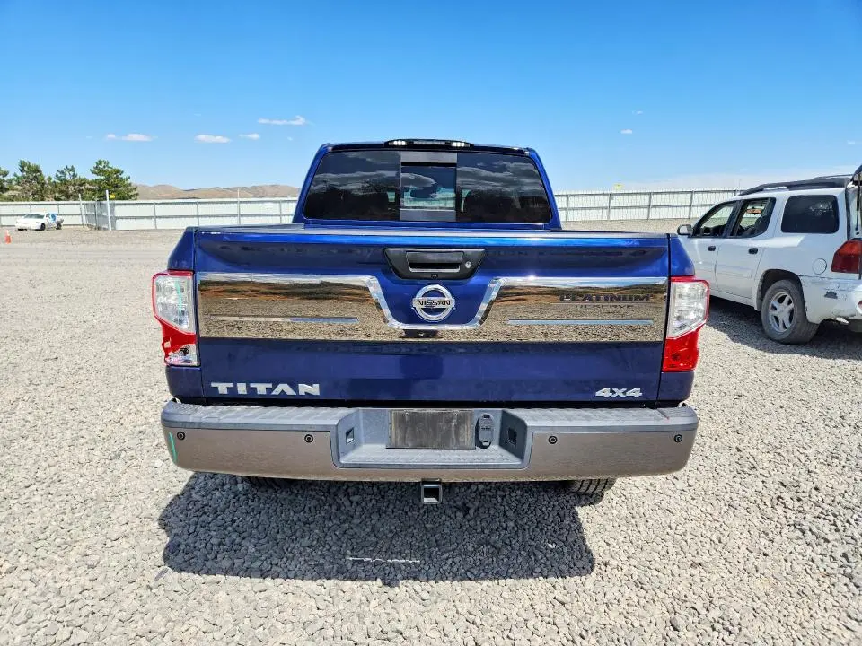 2017 NISSAN TITAN PLATINUM RESERVE  