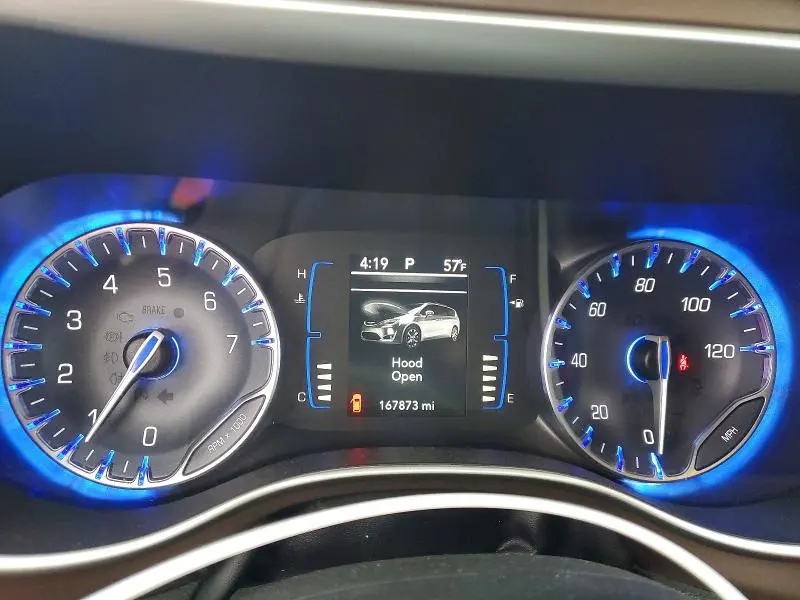 2018 CHRYSLER PACIFICA TOURING  