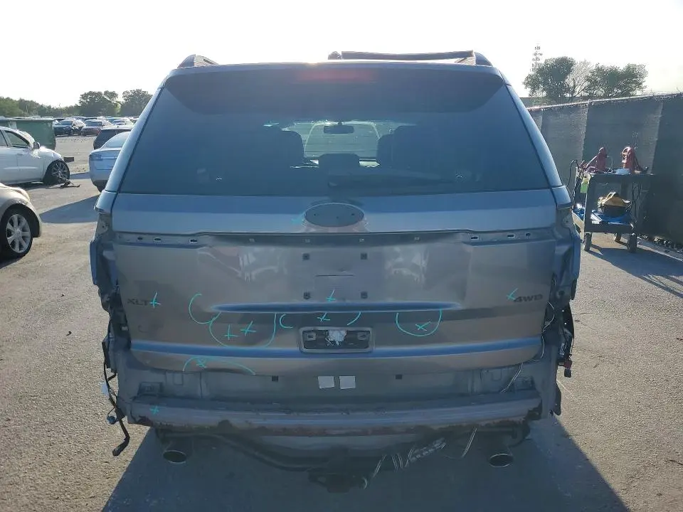 2012 FORD EXPLORER XLT  