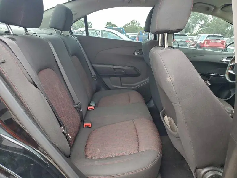 2019 CHEVROLET SONIC LT  