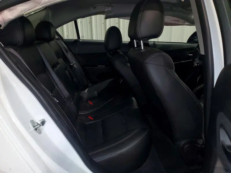 2015 CHEVROLET CRUZE LT  