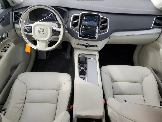 2024 VOLVO XC90 CORE  