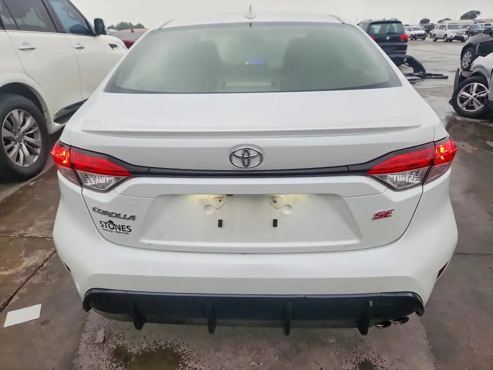 2024 TOYOTA COROLLA SE  