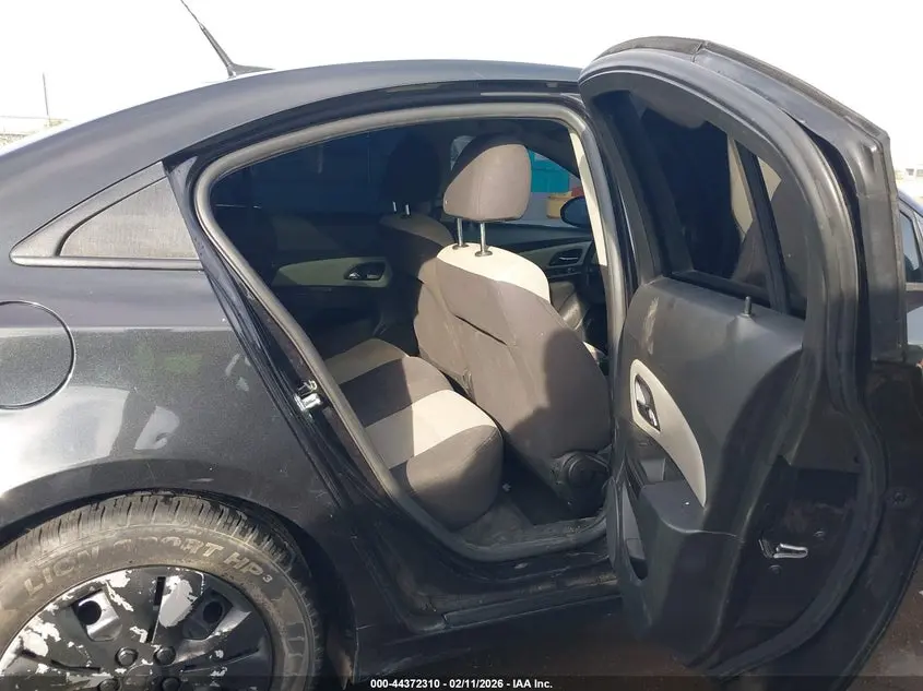 2013 CHEVROLET CRUZE LS AUTO