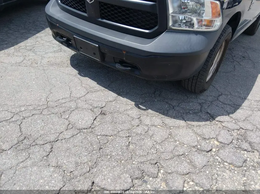 2019 RAM 1500 CLASSIC TRADESMAN  4X4 5'7 BOX