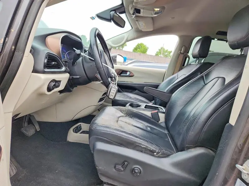 2017 CHRYSLER PACIFICA TOURING L PLUS  