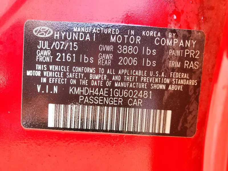 2016 HYUNDAI ELANTRA SE  