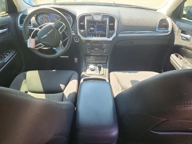 2022 CHRYSLER 300 TOURING  