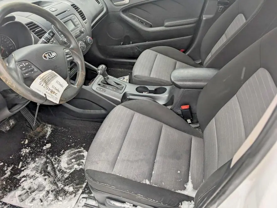 2015 KIA FORTE LX  