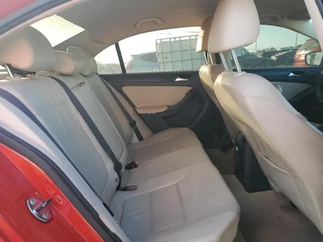 2014 VOLKSWAGEN JETTA SE  