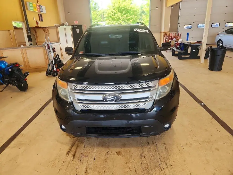 2012 FORD EXPLORER XLT  