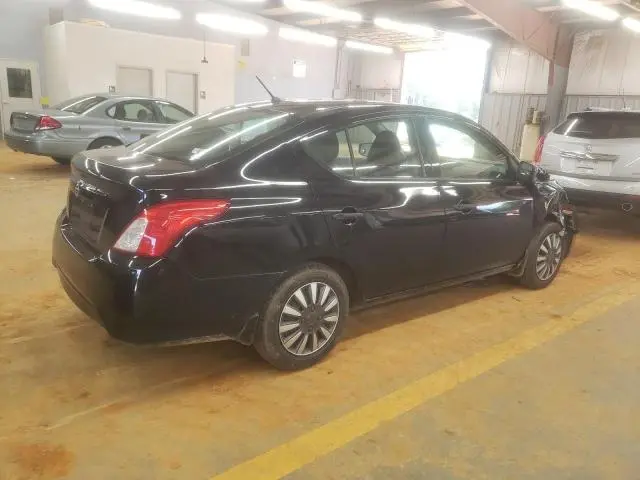 2019 NISSAN VERSA S  
