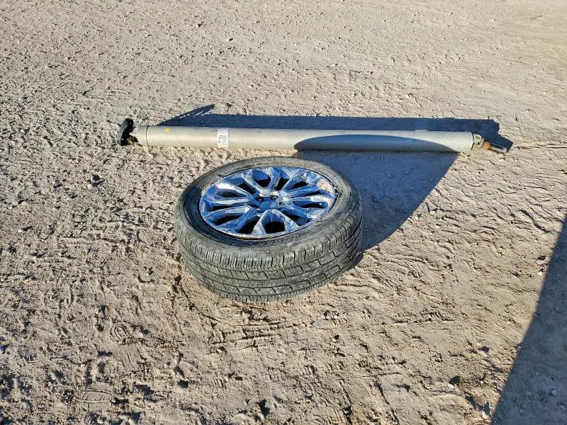 2023 CHEVROLET SILVERADO C1500 LT  