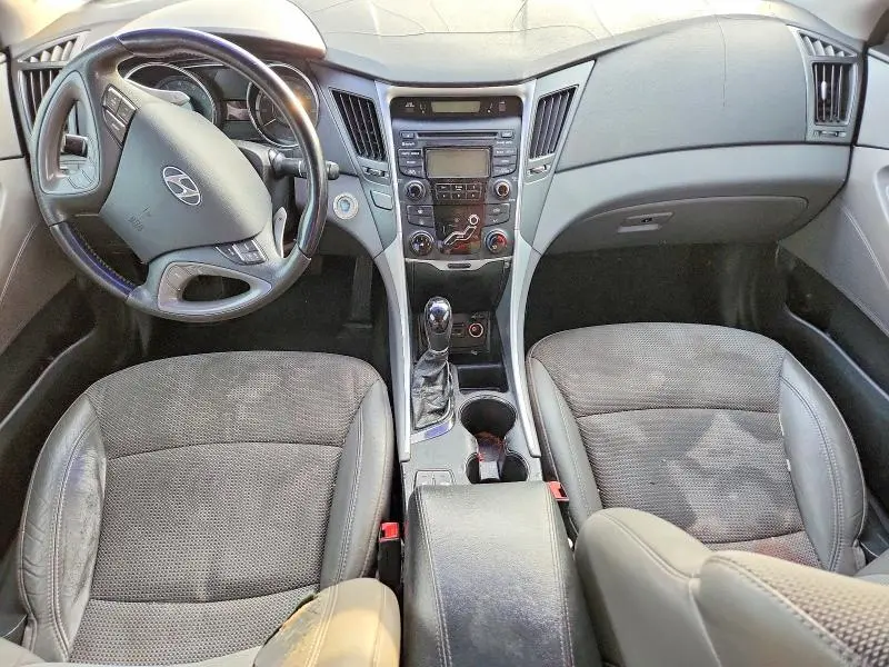 2013 HYUNDAI SONATA SE  