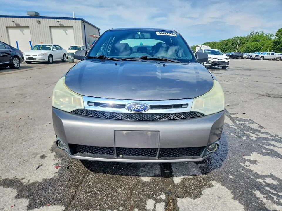 2011 FORD FOCUS SE  