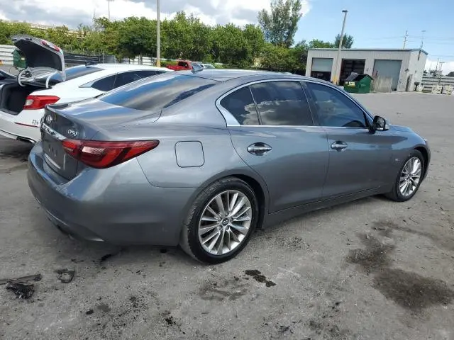2018 INFINITI Q50 LUXE  