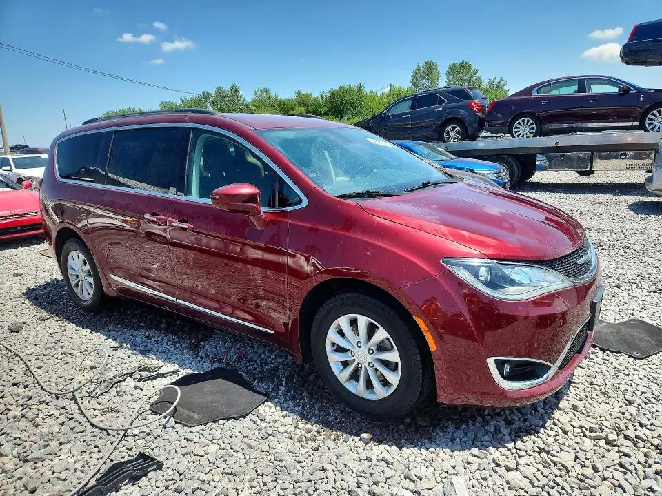 2017 CHRYSLER PACIFICA TOURING L  