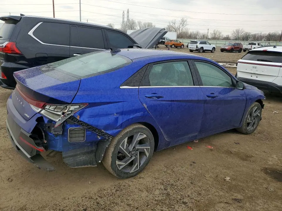 2025 HYUNDAI ELANTRA LIMITED  