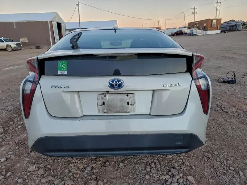 2016 TOYOTA PRIUS   