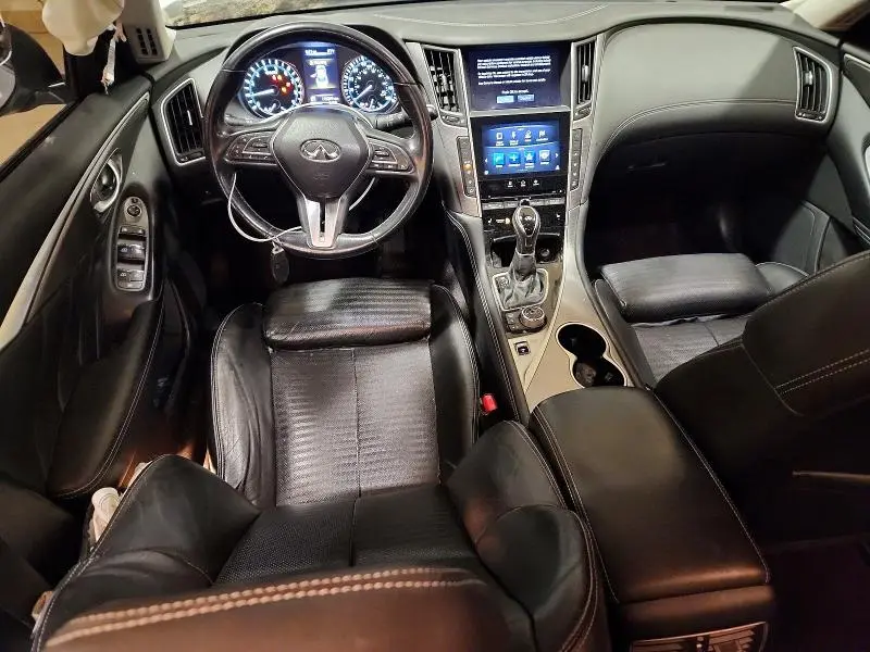 2018 INFINITI Q50 LUXE  