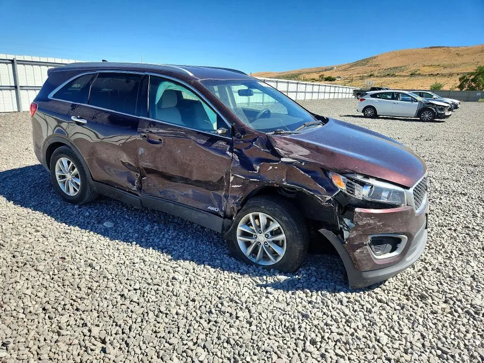 2016 KIA SORENTO LX V6  