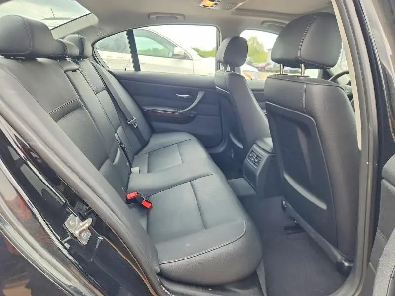 2011 BMW 328 XI  