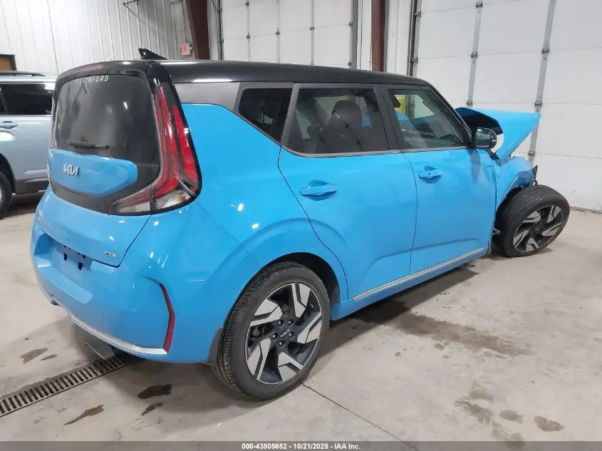 2023 KIA SOUL GT-LINE