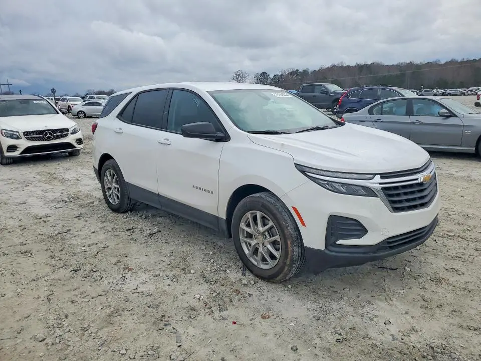 2024 CHEVROLET EQUINOX LS  